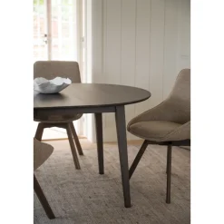 Alison tuoli ruskealakattu tammijalka / tumma beige kangas