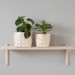 Tikas seinähylly, 24 cm syvä